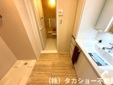 ライオンズガーデン千葉東のランドリースペース