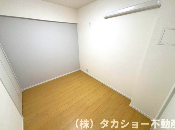 東建検見川マンションB棟の洋室