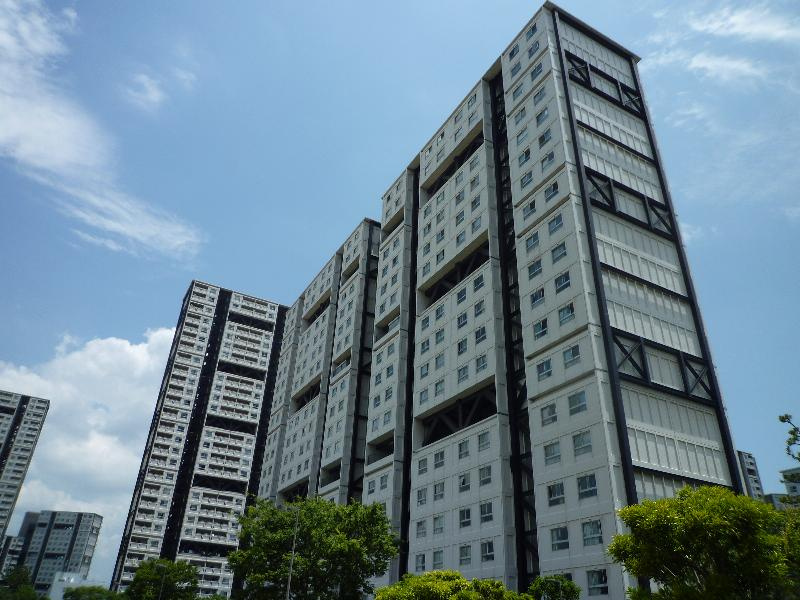 アステム芦屋Ａ棟の外観