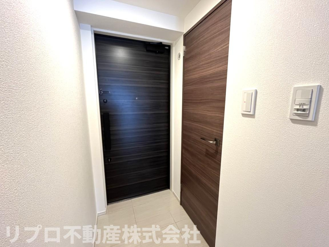 エクセレントシティ新柏ヒルズの玄関