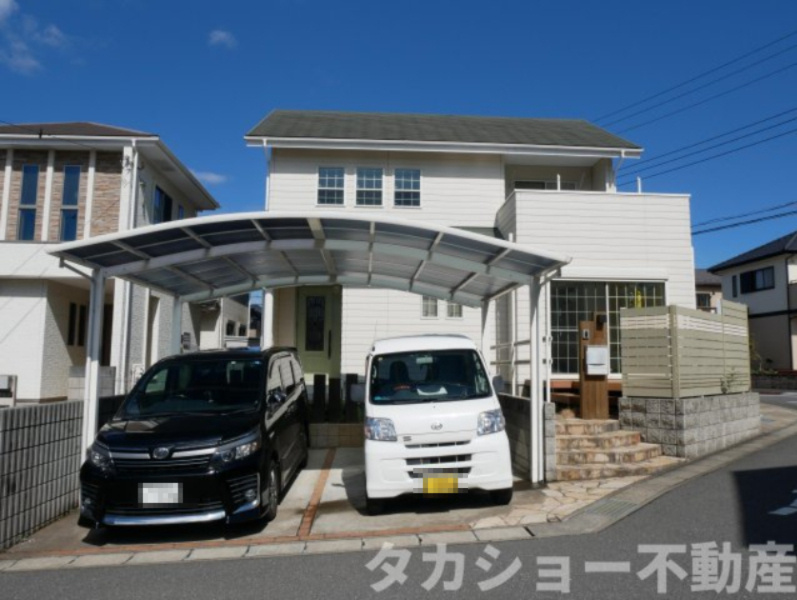市原市ちはら台東　中古戸建の駐車場|駐車場は3台可能です（道路側にも1台分有）