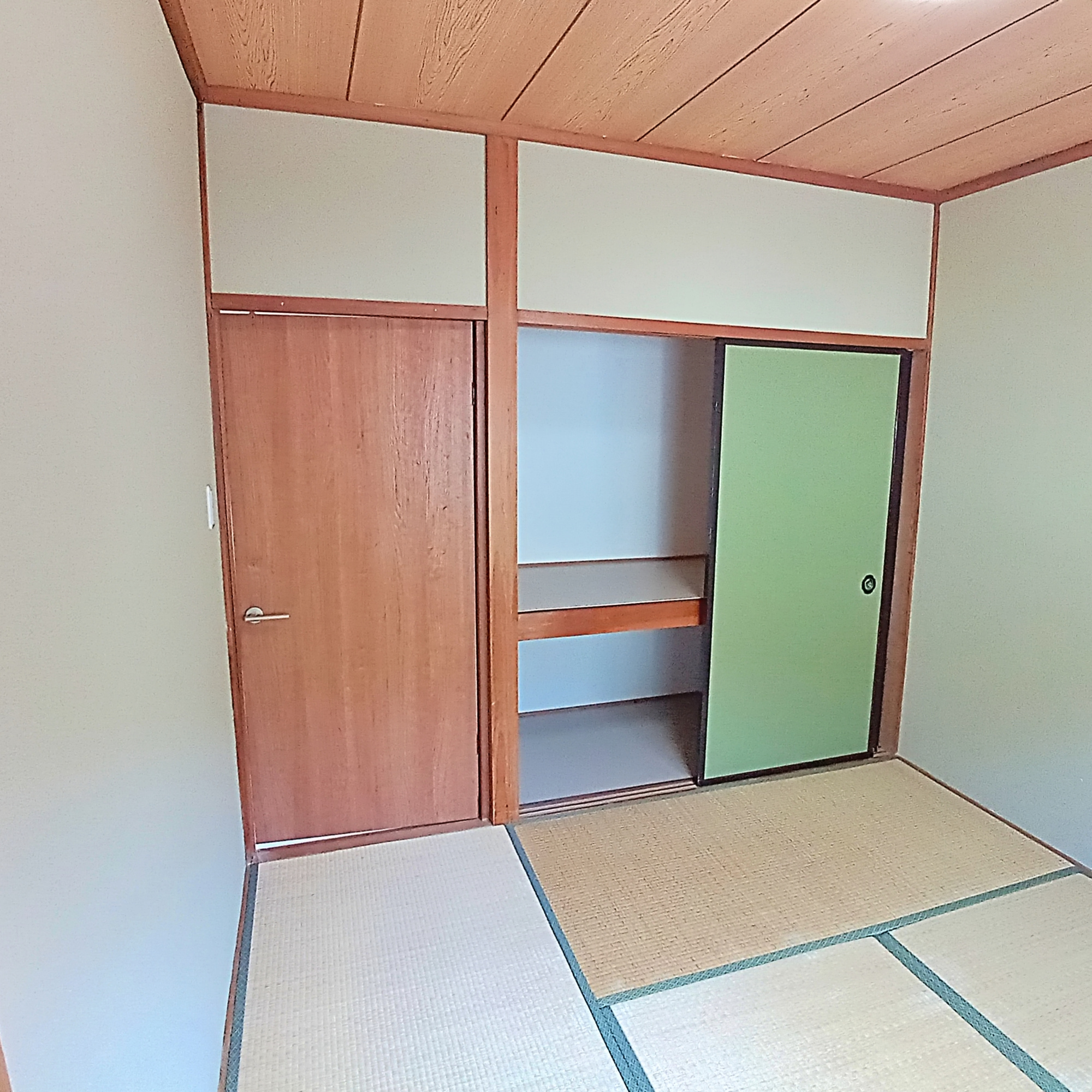 室蘭市絵鞆町3丁目6-7　収益戸建の和室
