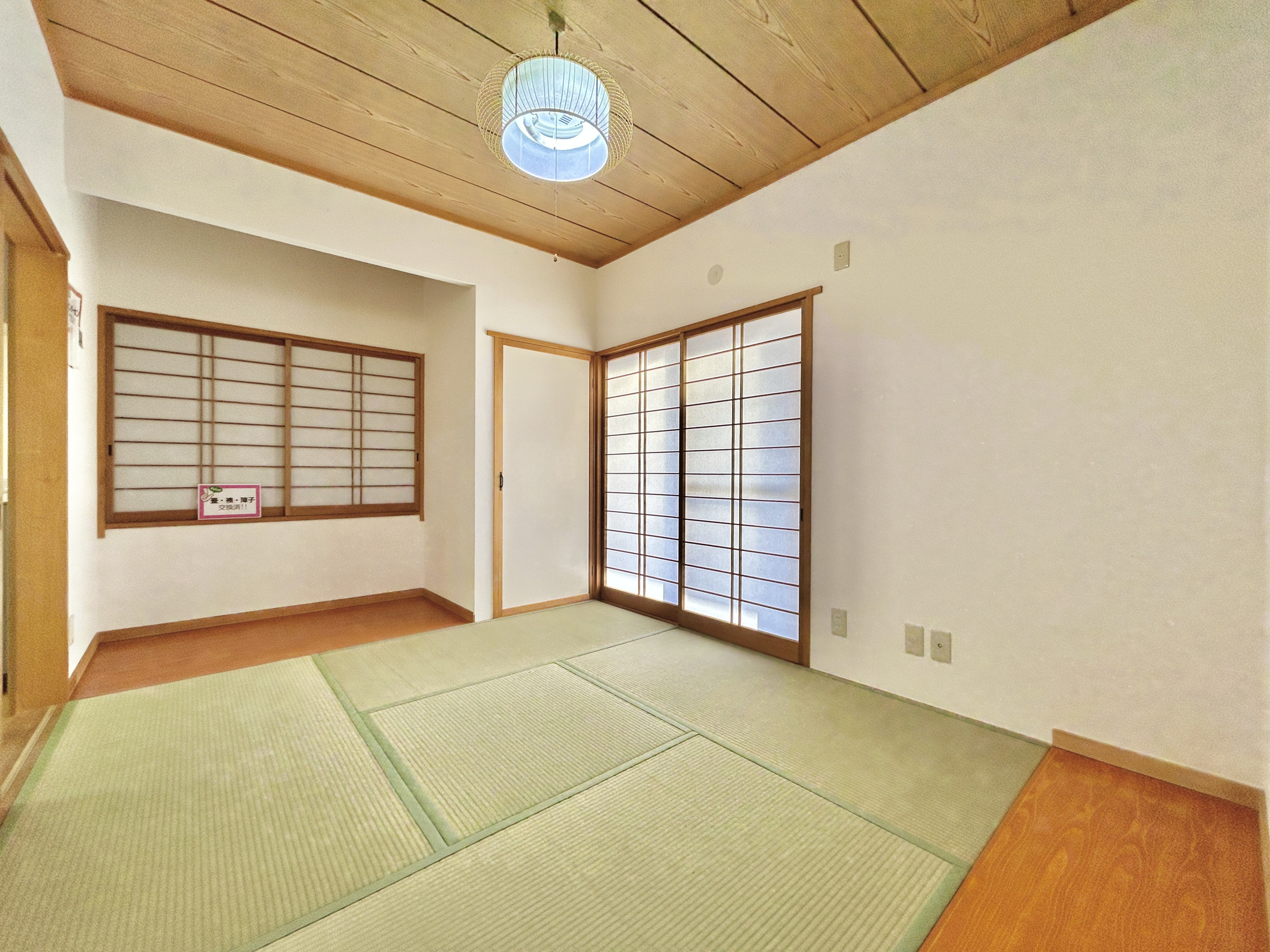 前橋市粕川町込皆戸　中古住宅の和室|キッチンと隣接した和室は家族との団らんの空間♪