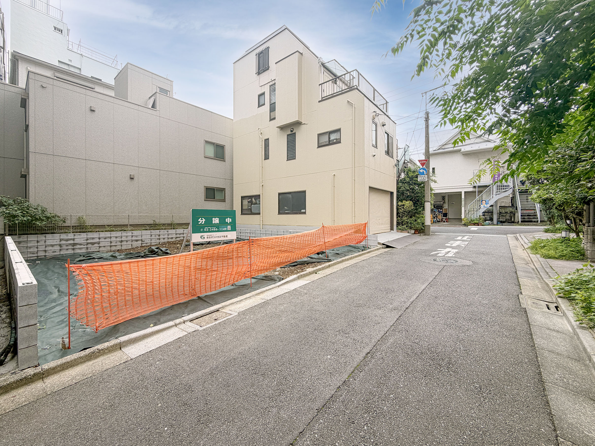 宅地分譲［文京区本駒込５丁目］の前面道路含む現地写真|現地写真（撮影2026年09月10日）