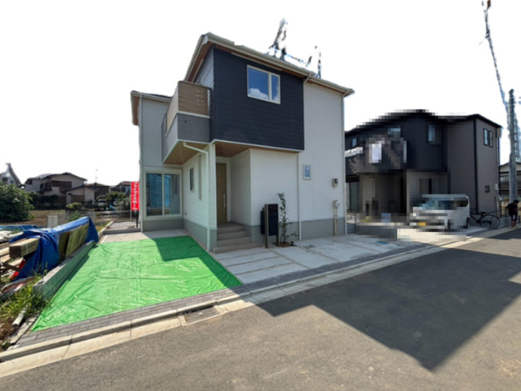 落ち着いた外観で街並にも自然に溶け込むようです。
