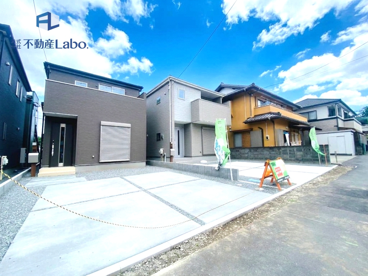 リーブルガーデン　清水町徳倉3期　～全2棟～の外観|●駐車スペース●
２台以上駐車可能♪
並列駐車のため、車の出し入れが楽々♪