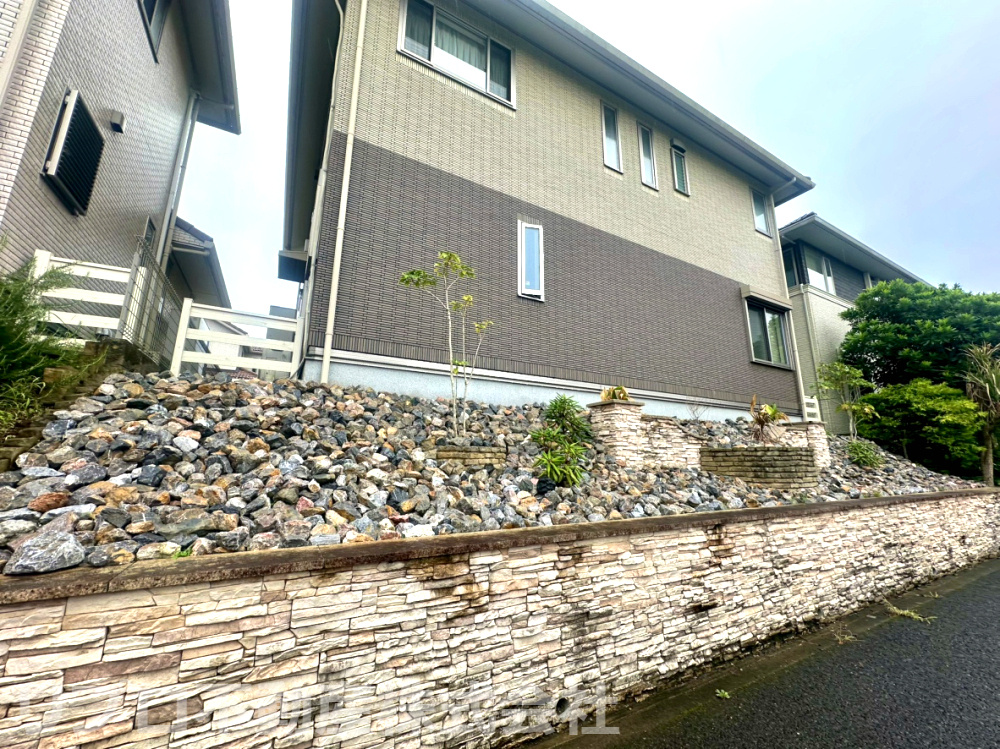 印西市東の原2丁目のその他|物件裏側もロックガーデン仕様でお手入れもラクラク！