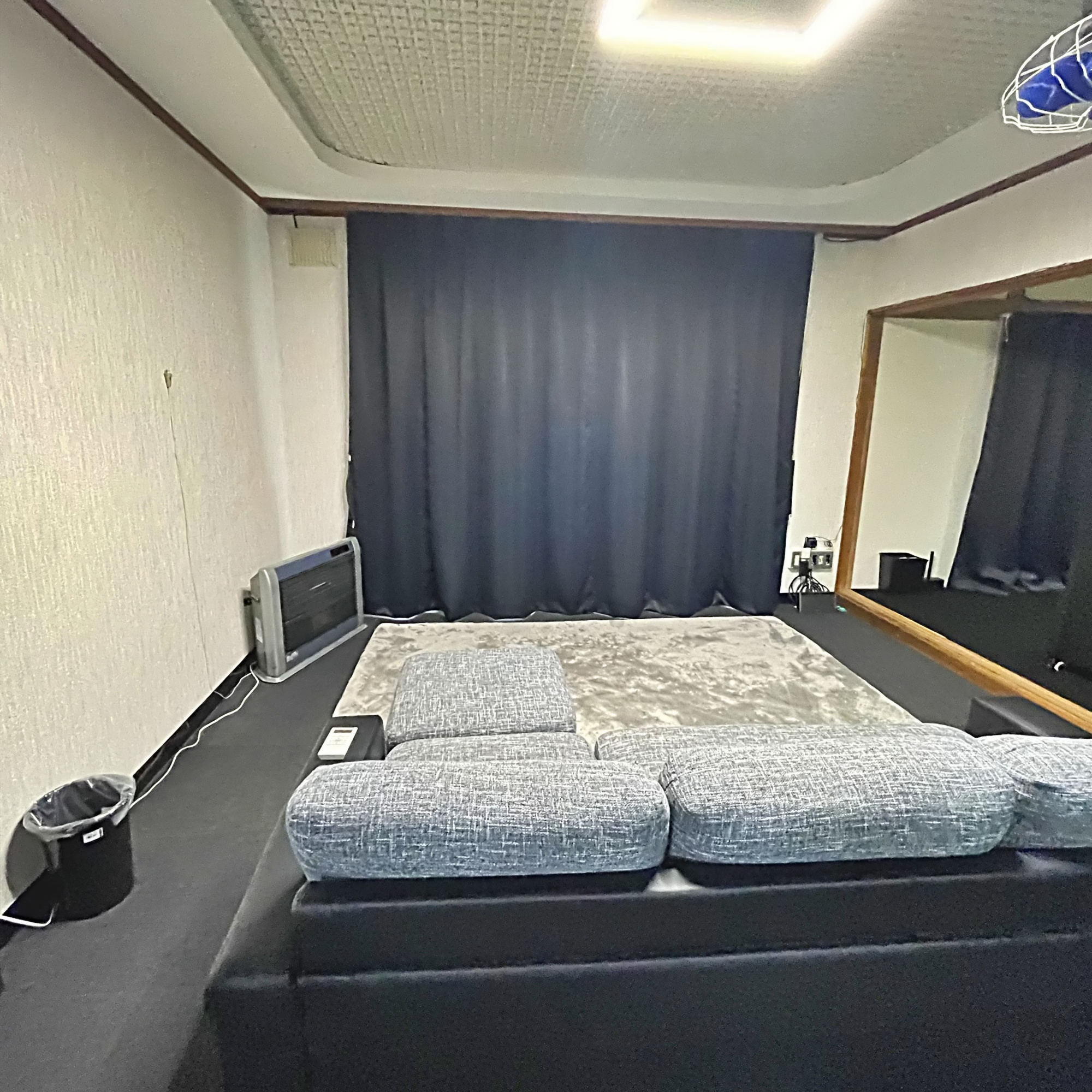 登別市新生町6丁目6-1　中古住宅の居間・リビング
