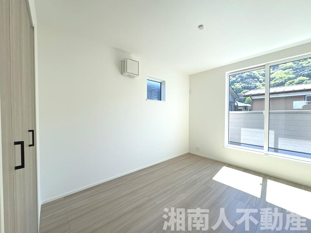 平塚市山下1丁目　新築戸建　全2棟の洋室|個人の部屋や寝室として使える洋室です