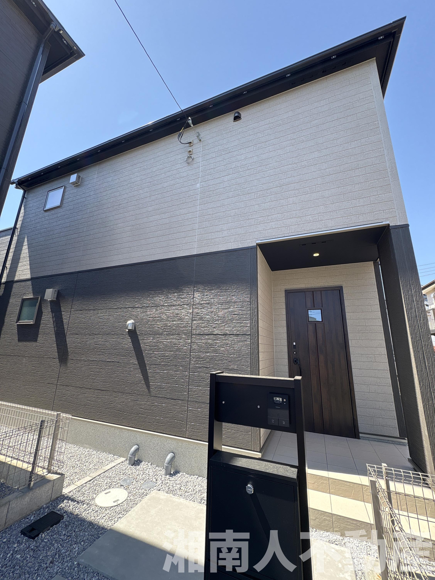 平塚市山下1丁目　新築戸建　全2棟の外観|落ち着いた雰囲気の外観です