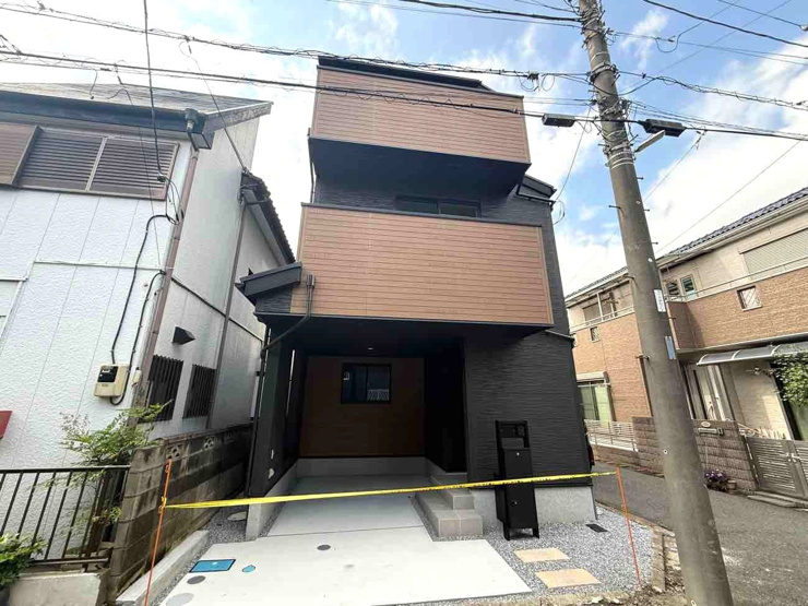 【前面道路含む現地写真】春日部市南4丁目第1期　新築一戸建て