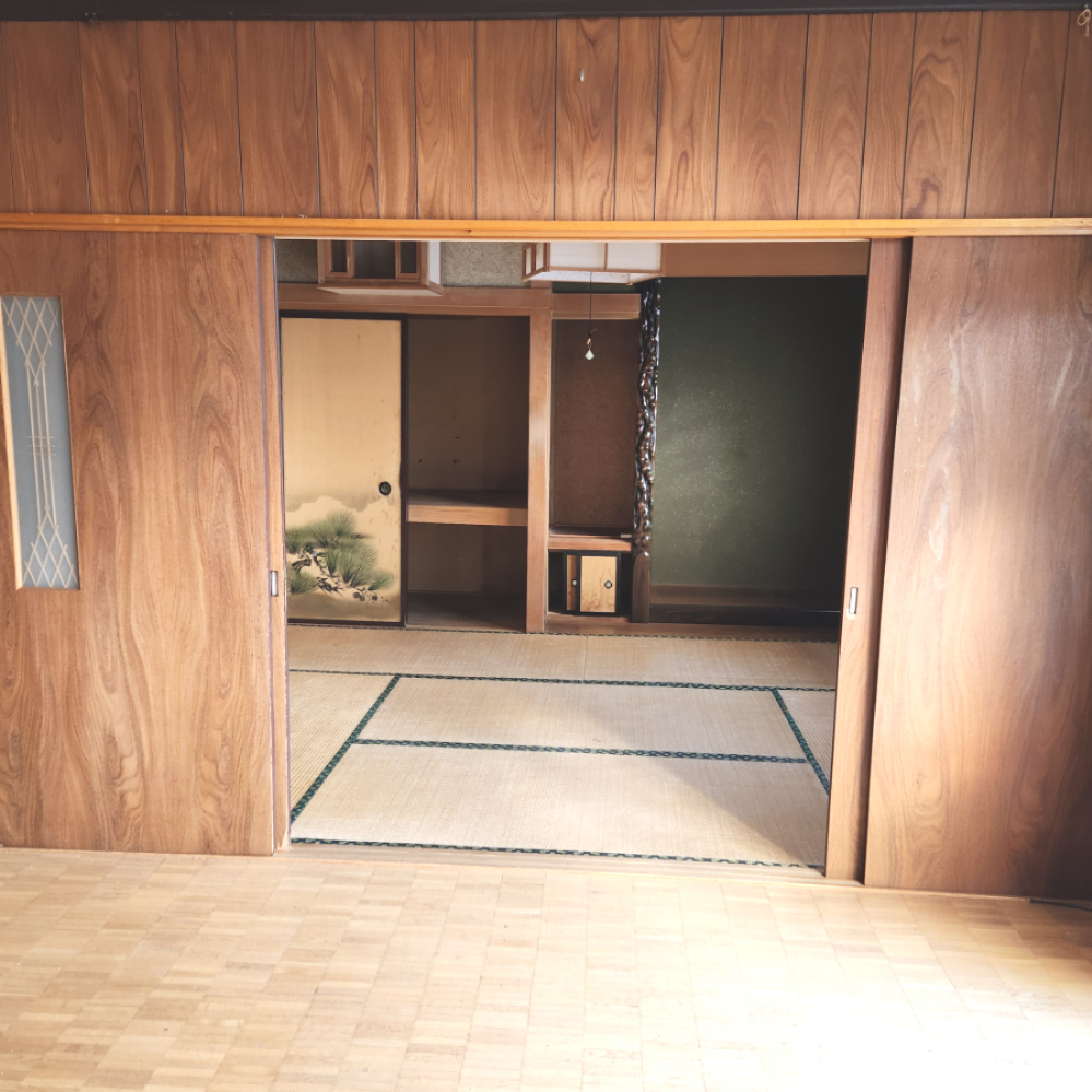 登別市若草町3丁目26-13　中古住宅の居間・リビング