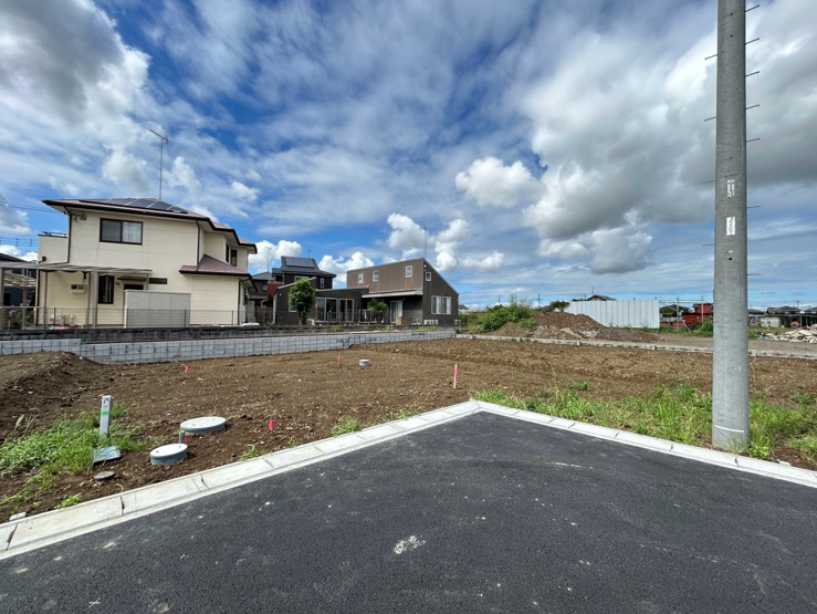 1号棟　前面道路含む現地写真（2026/09/05撮影）