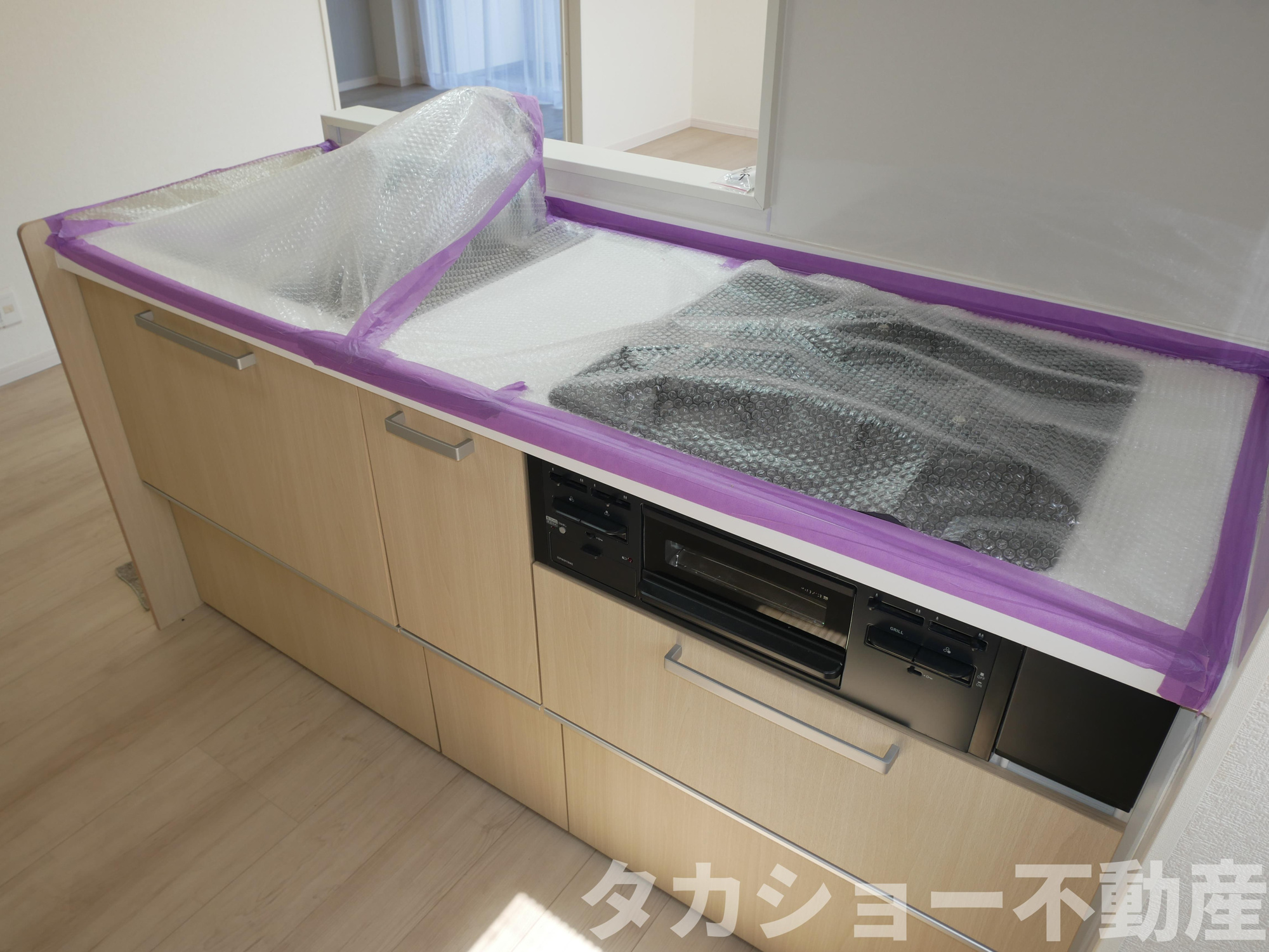 ハイム若草のキッチン|コンパクトなキッチンで掃除もラクラク