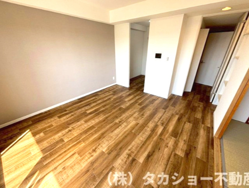 ロイヤルステージ東千葉の居間・リビング