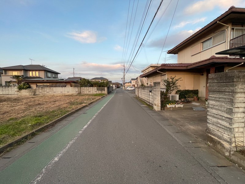 【前面道路含む現地写真】小山市大字間々田