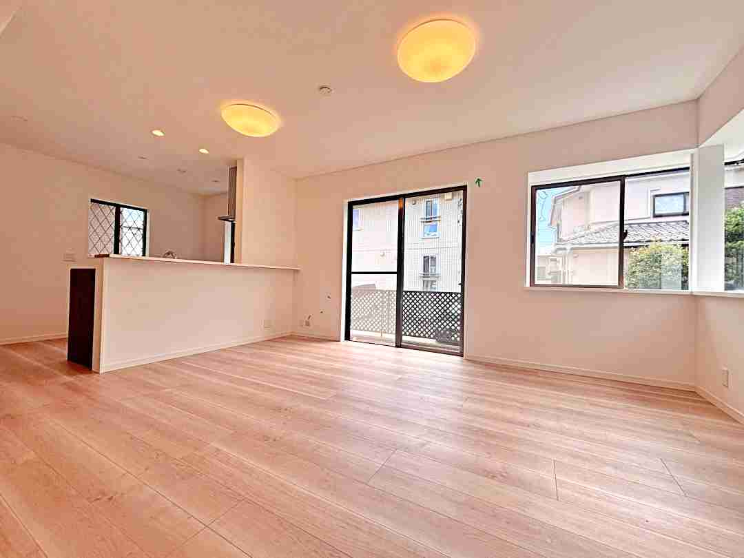  藤沢市大鋸戸建の居間・リビング|ゆったり過ごせる居間です