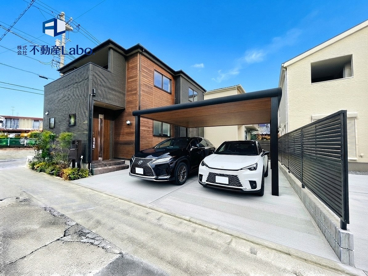 リーブルガーデン　葵区瀬名中央4丁目　全4棟のその他|●２号棟外観●
外観写真のカーポート、車はCGでイメージとなります。別途、追加工事でカーポートの設置も可能です♪
