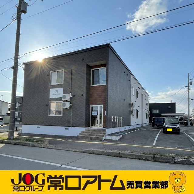 伊達市旭町26-38　MARESSE arteの外観