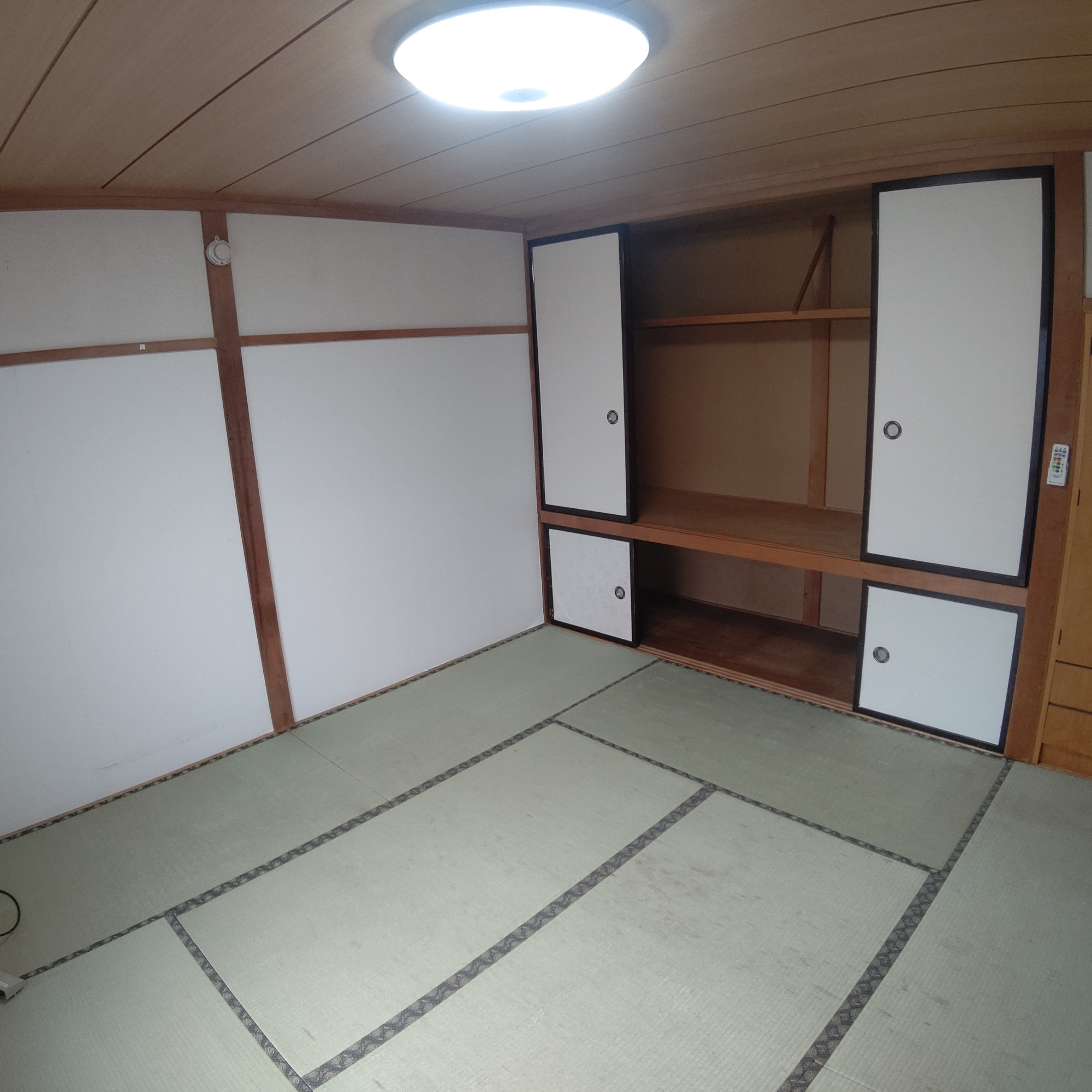 室蘭市母恋北町2丁目13-6　中古住宅の和室