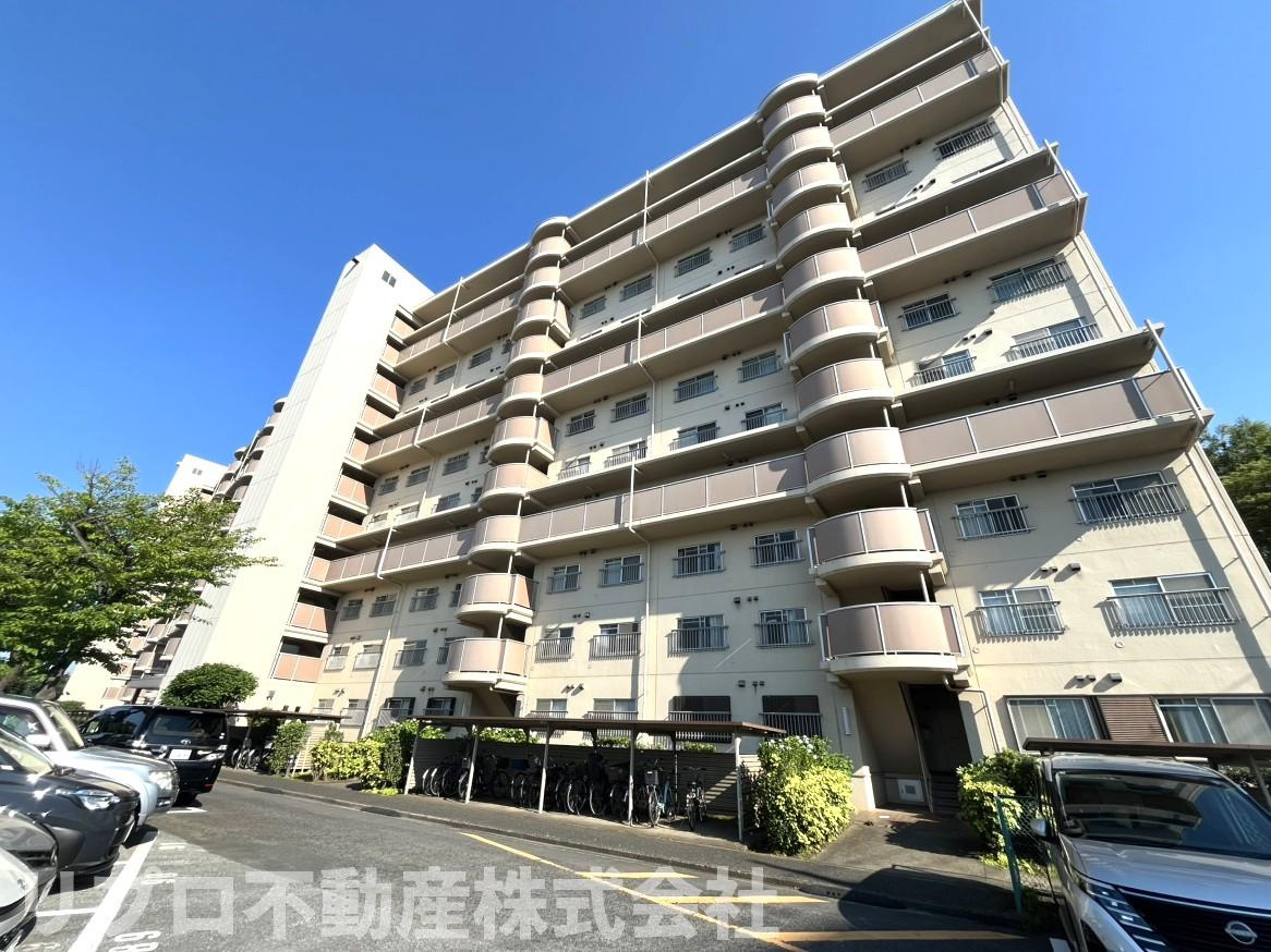北柏ライフタウン3号棟1階の外観|周辺環境が良好な北柏ライフタウンの1階角住戸！全室リフォーム済みで快適な４LDKです♪