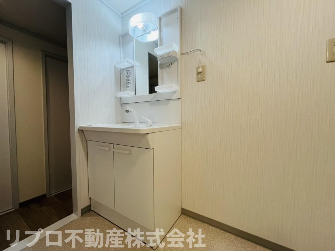 北柏ライフタウン3号棟1階の独立洗面台|洗面台交換済みです
