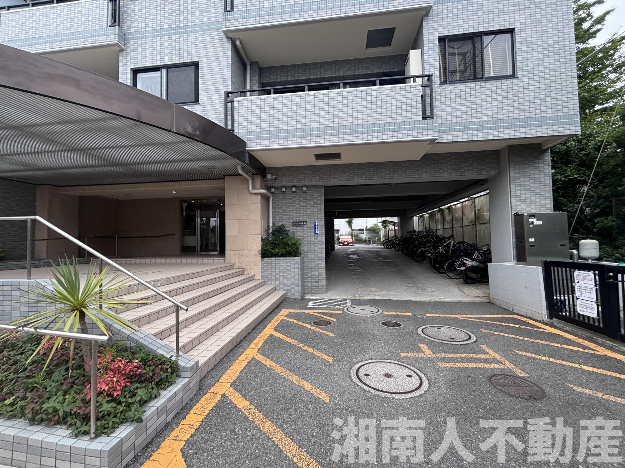 レゾン茅ヶ崎中海岸の駐輪場