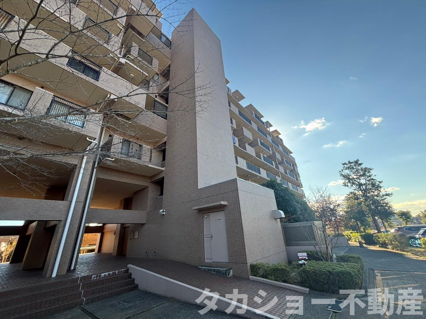 エステ・ヒルズ千葉東フォレストスクエアの外観