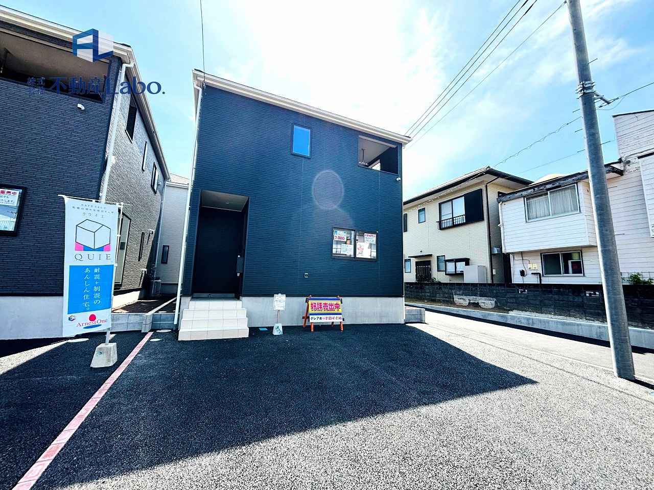 クレイドルガーデン　函南町仁田第12の外観|●駐車スペース●
3台駐車可能♪
並列駐車のため、車の出し入れが楽々♪