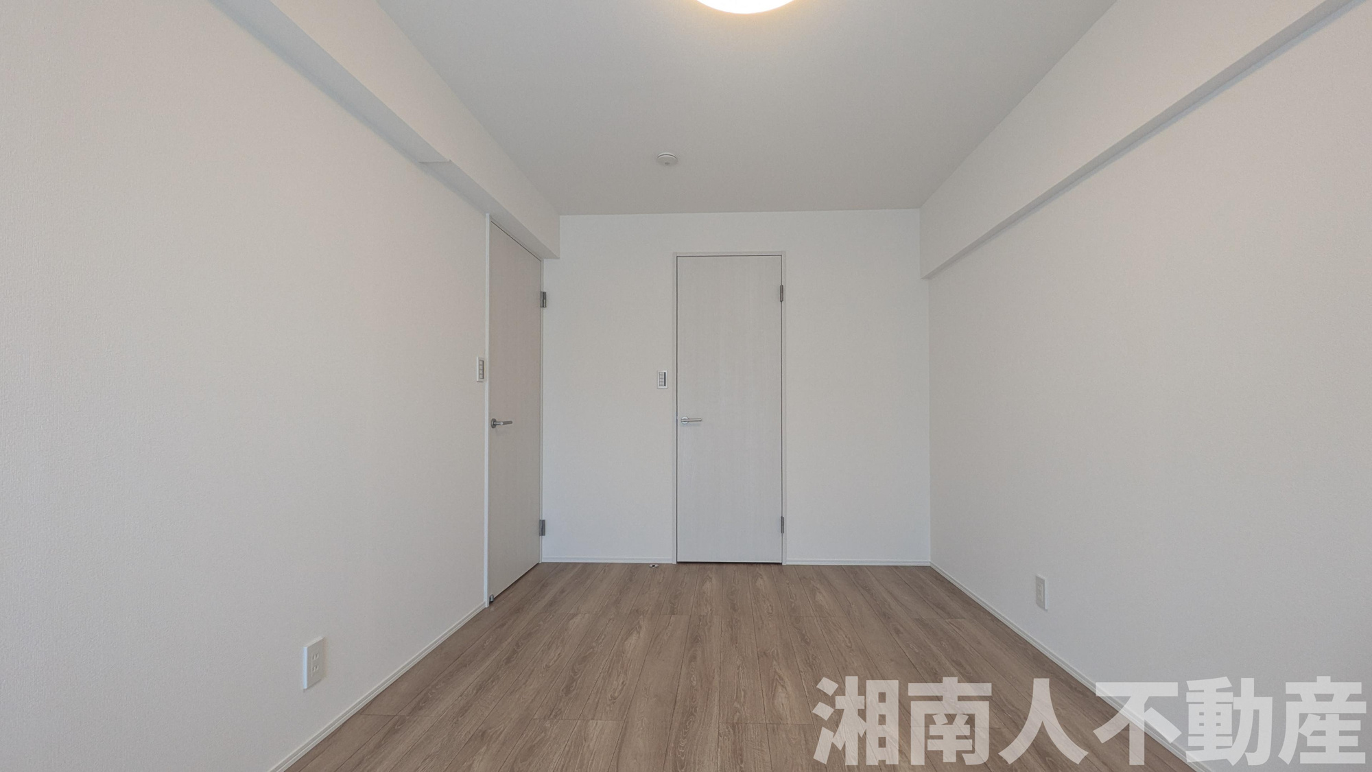 東海鵠沼マンションの洋室