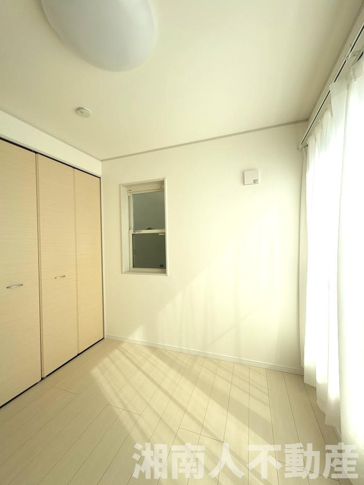 茅ヶ崎市松林一丁目戸建の洋室|個人の部屋や寝室として使える洋室です