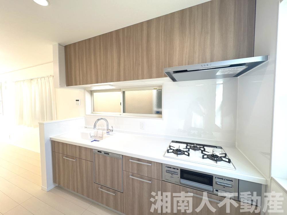 茅ヶ崎市松林一丁目戸建のキッチン|コンパクトなキッチンで掃除もラクラク