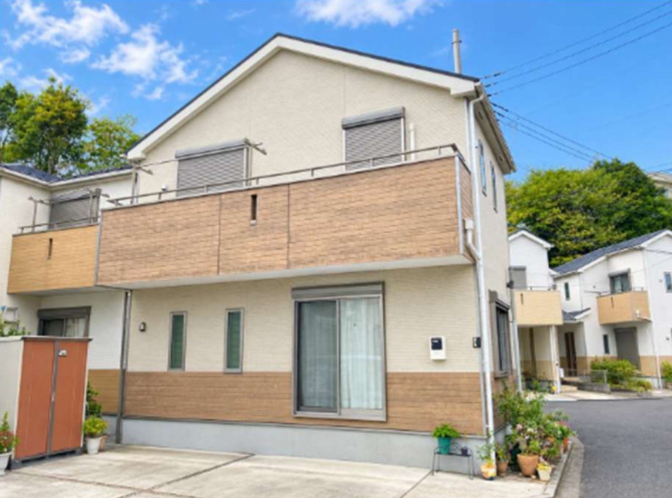 横浜市戸塚区深谷町 中古戸建て【仲介手数料無料】カースペース2台の外観