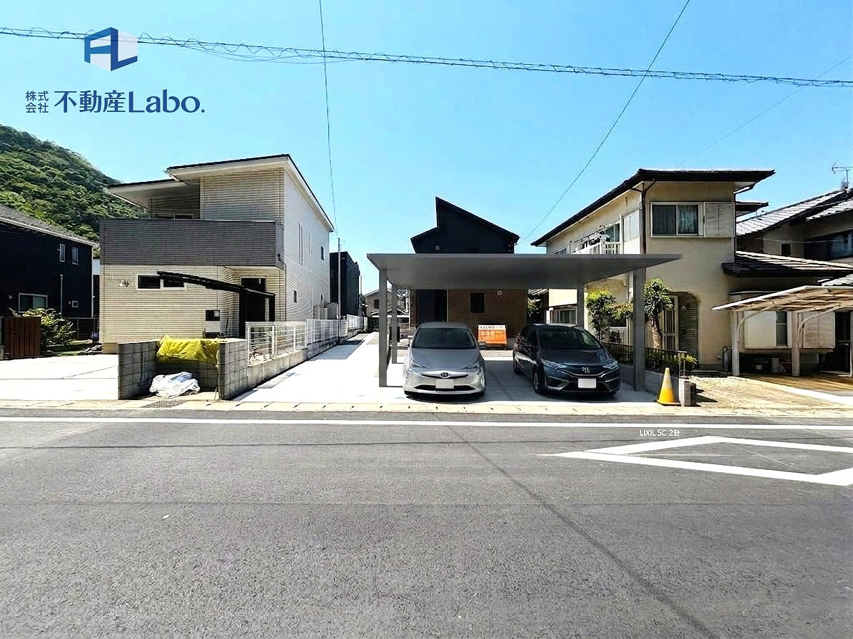 リナージュ　清水町徳倉第1期　全2棟　新築戸建ての外観|～本日ご見学が可能です～
土日祝日はもちろん、平日のお仕事終わりのお時間でもご内覧可能です♪
ご見学ご希望がございましたらお気軽にご相談ください！
※外構、車はAI作成でイメージとなります