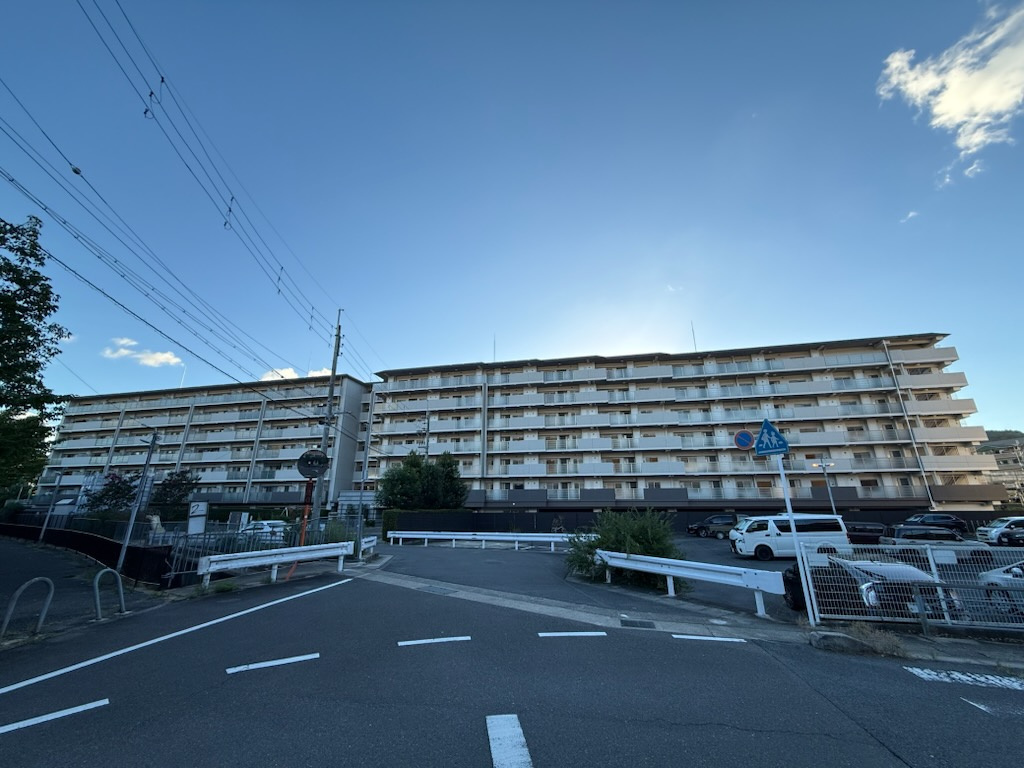 メイツ醍醐デュアラの外観
