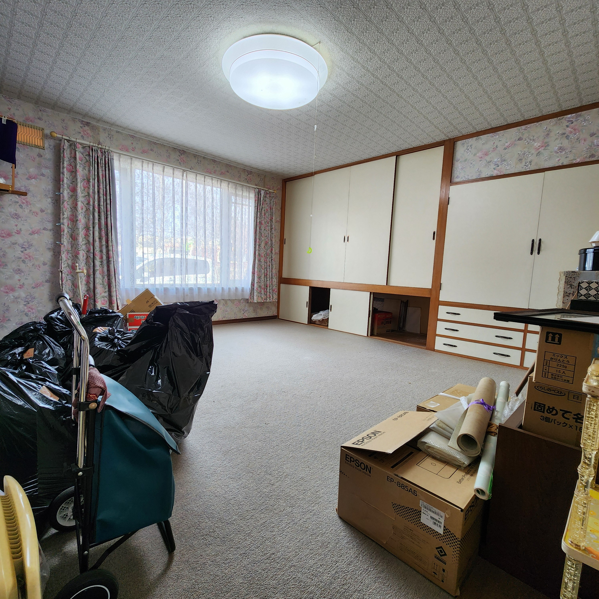 登別市中央町1丁目11-10　中古住宅の洋室