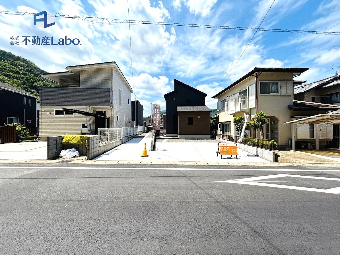 リナージュ　清水町徳倉第1期　全2棟　新築戸建ての前面道路含む現地写真