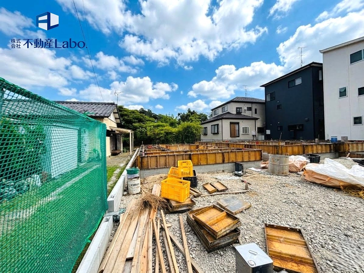 リーブルガーデン 清水区蜂ヶ谷　全3棟の外観|完成に向けて建築中♪
現地写真や周辺環境などもあわせてご案内致します♪