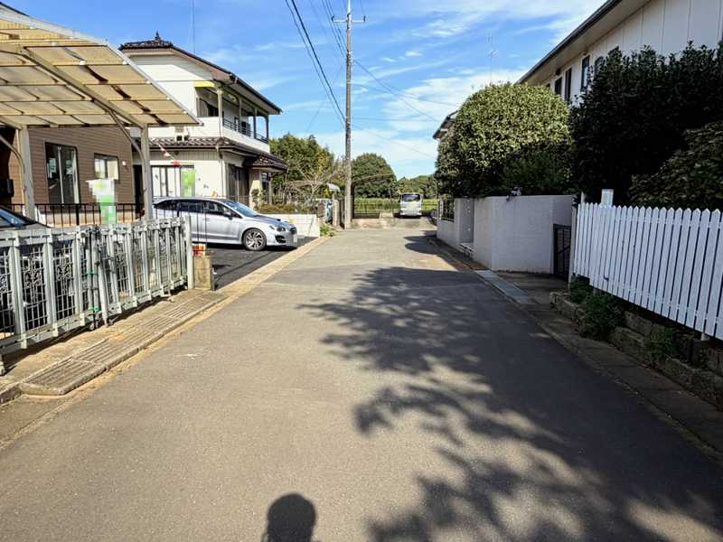 阿見町上長　1号棟　前面道路含む現地写真