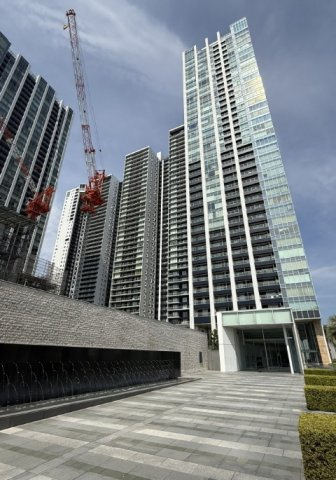 ワールドシティタワーズの外観