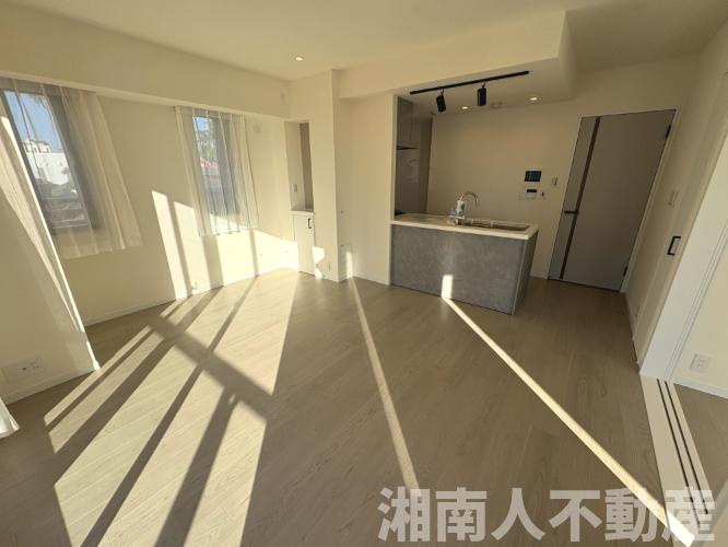 海を望む湘南暮らし　湘南江ノ島パークホームズシーサイドレジデンスの居間・リビング|居間です
