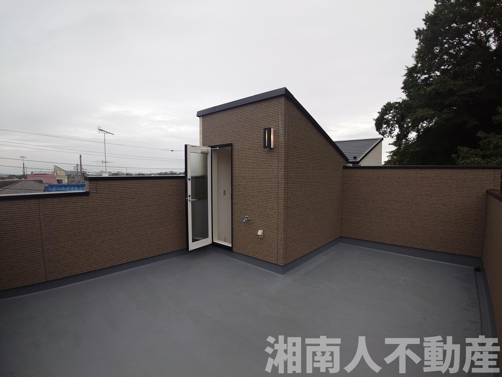 平塚市高根１丁目１８－１８新築戸建てのバルコニー|陽当たり良好なバルコニーです