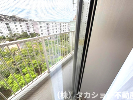 高洲三丁目住宅　19号棟のその他共用部分|サッシはペアガラスになっております☆彡