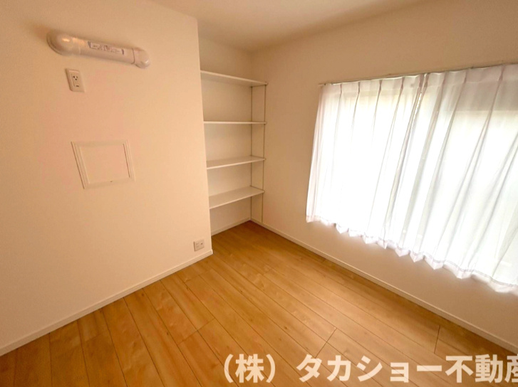 高洲三丁目住宅　19号棟の洋室|落ち着いた色調の洋室です