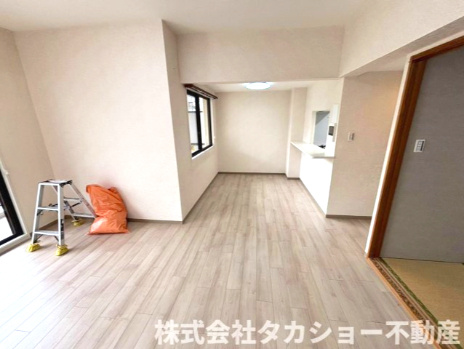 ちはら台ファミールハイツ　7号棟の居間・リビング