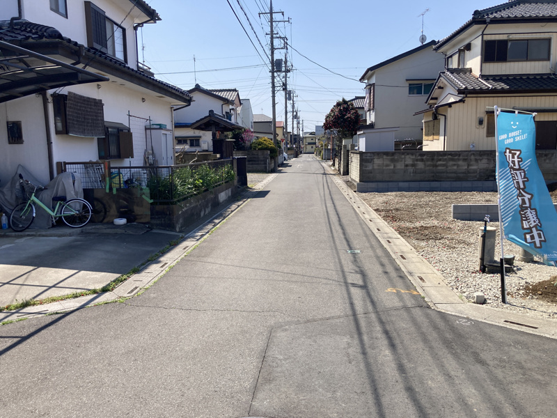 幸手市東4丁目（全2棟）前面道路