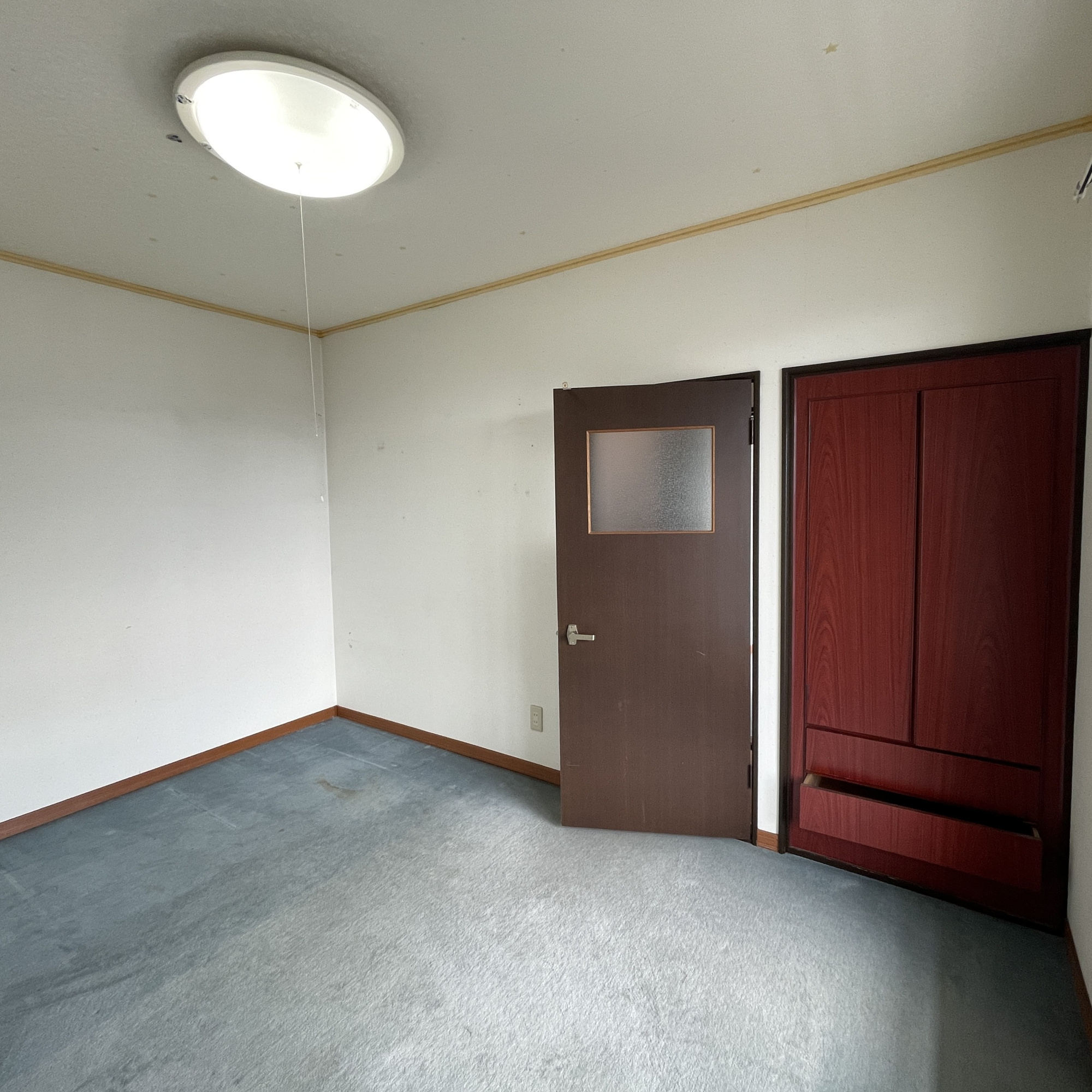 室蘭市白鳥台１丁目30-20　中古住宅の洋室