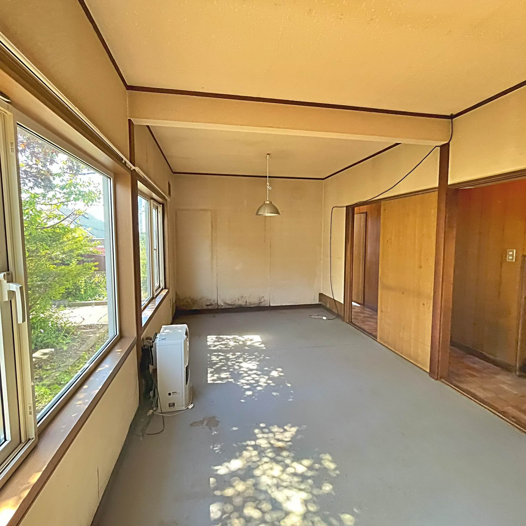 室蘭市白鳥台2丁目35-14　中古住宅の洋室