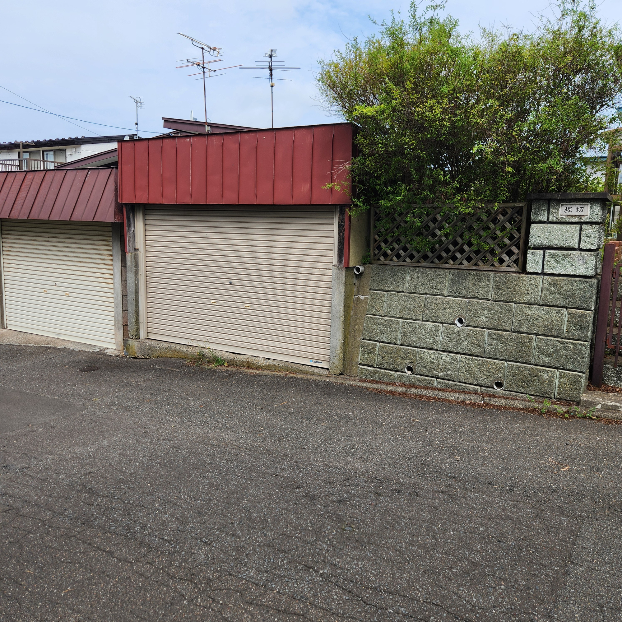 室蘭市白鳥台2丁目35-14　中古住宅のその他共用部分