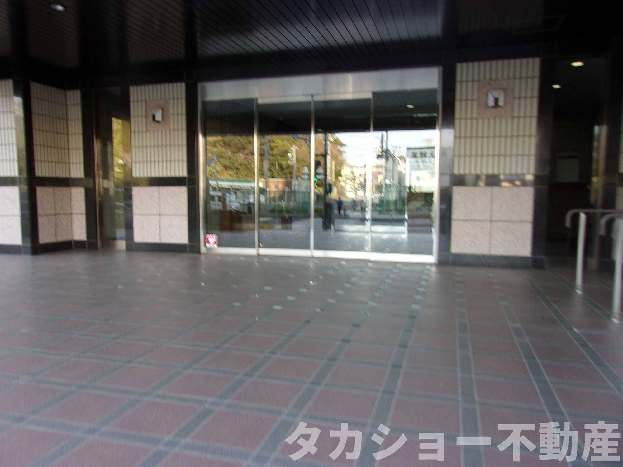 ライオンズプラザ稲毛海岸のエントランス|エントランスです